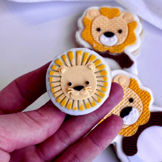 Boss Embossers Boho Lion Head Mini Stamp & Cutter - Set of 2