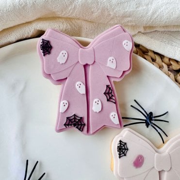 Ghastly Glam Bow + Cookie Cutter