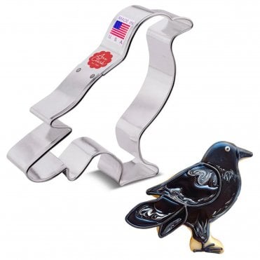 Mystic Crow Cookie Cutter – Hauntingly Fun!