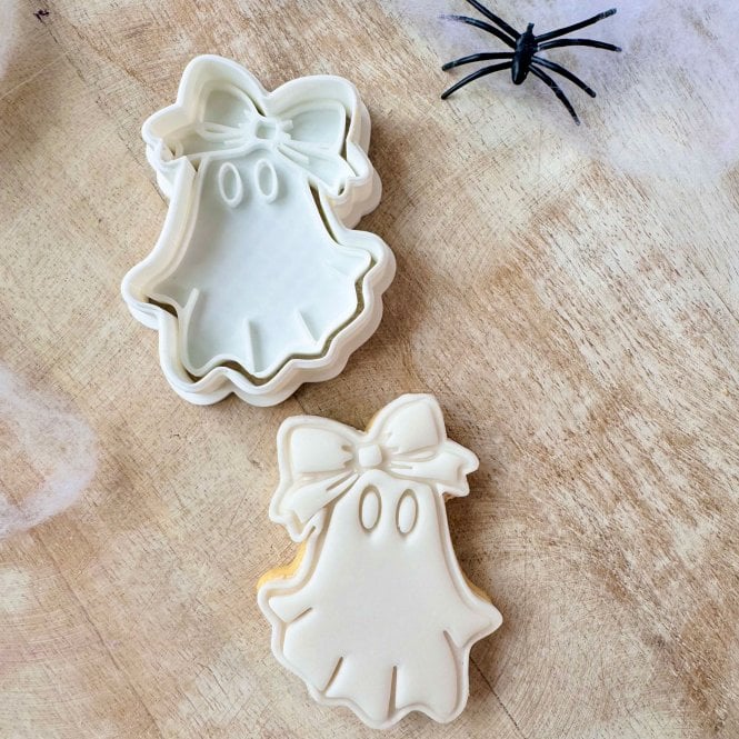Oh My Cookie Enchanting Bow-Tied Ghost + Cookie Cutter