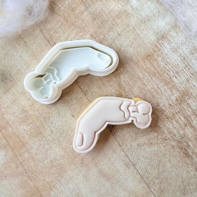 Oh My Cookie Frightful Finger + Cookie Cutter