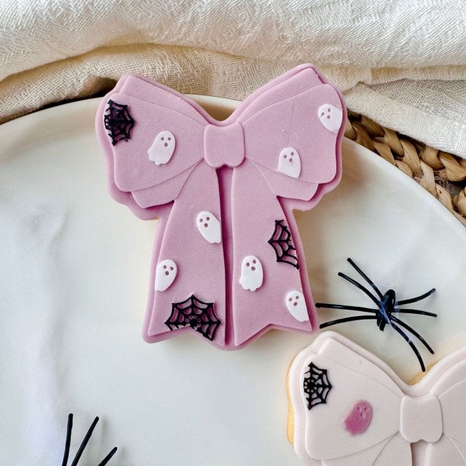 Oh My Cookie Ghastly Glam Bow + Cookie Cutter