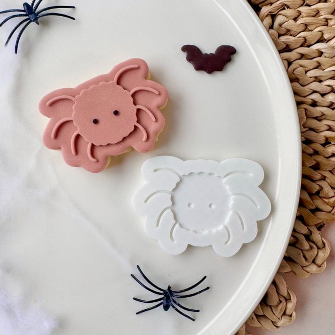 Oh My Cookie Spooky-Cute Spider + Cookie Cutter