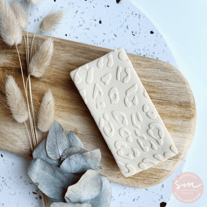 Sarah Maddison Leopard Print - Cookie Stamp